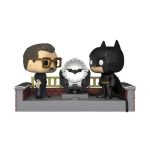 Funko Pop! Moment Super Heroes: DC - Batman 80Th - Batman & Commissioner Gordan Light Up Bat Signal #291