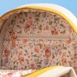 Funko Loungefly! Leather Cartoon Animation: Disney - Winnie The Pooh Floral Mini Backpack - Image 6